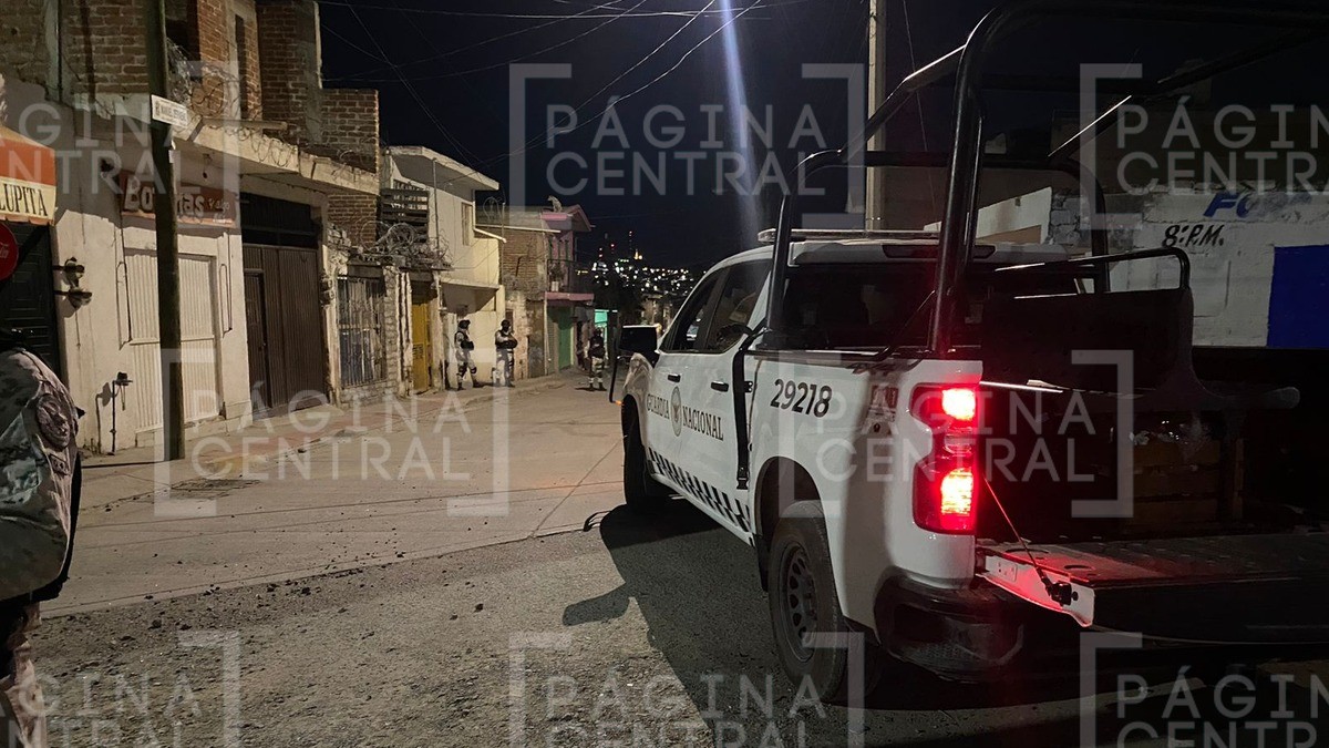 Tras querer controlar riña campal y ser agredidos, GN habría disparado; hay un muerto