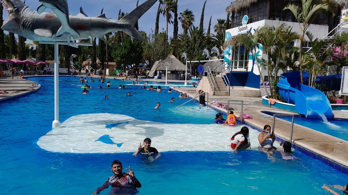 ¡Vámonos a nadar! Vacaciones reactivan balnearios en un 40%