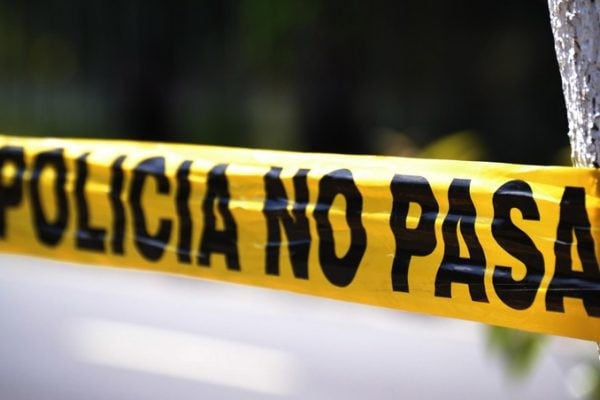 Escucharon gritos de auxilio, y al revisar, su vecina había sido asesinada por su pareja