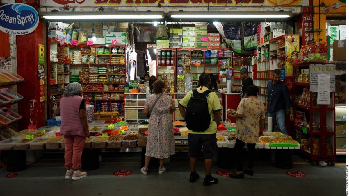 Prevén inflación elevada por lo menos hasta junio