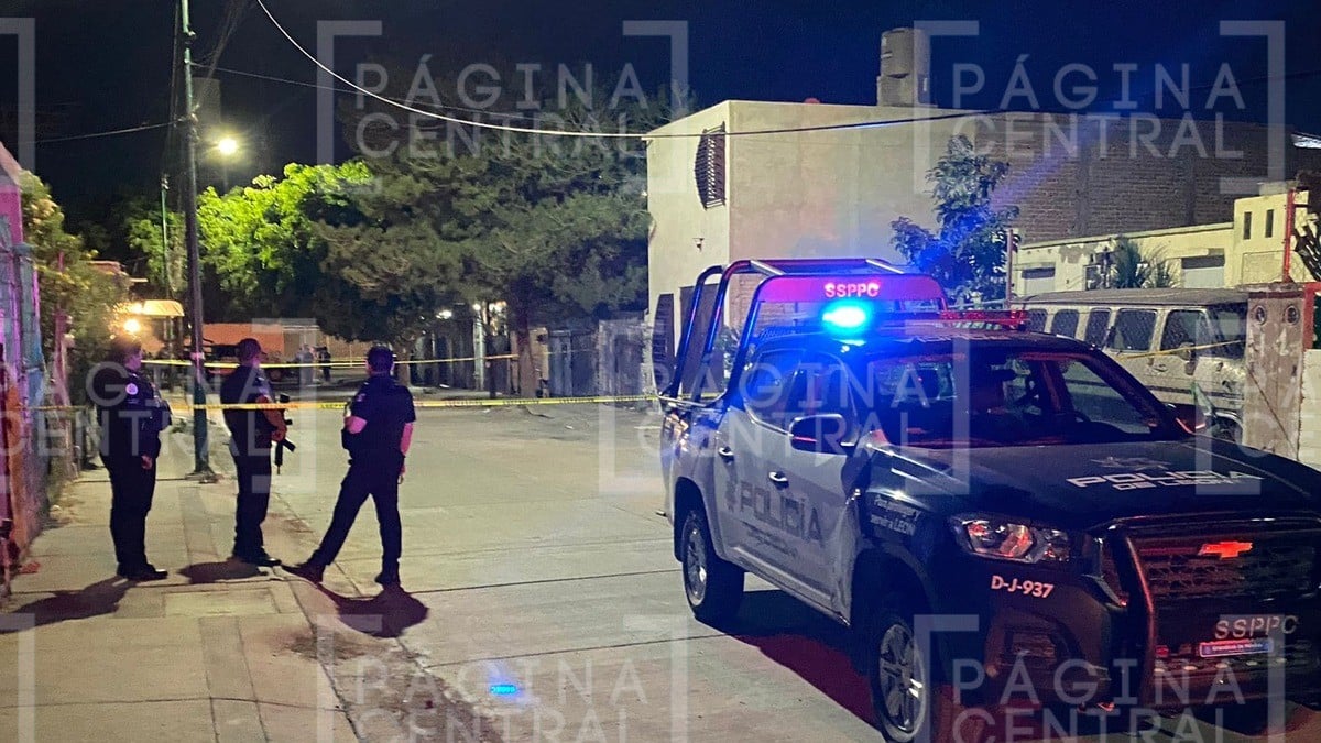 Balean a hombre en León y cubre a su hija con su cuerpo y la pone a salvo, pero él muere