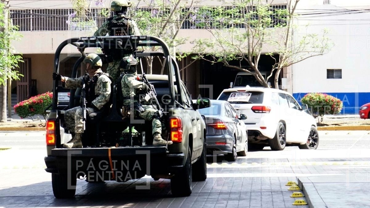 Resguarda Ejército a Alma Alcaraz, candidata de Morena a la gubernatura