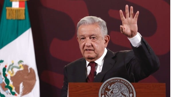 Augura AMLO menos crímenes a políticos