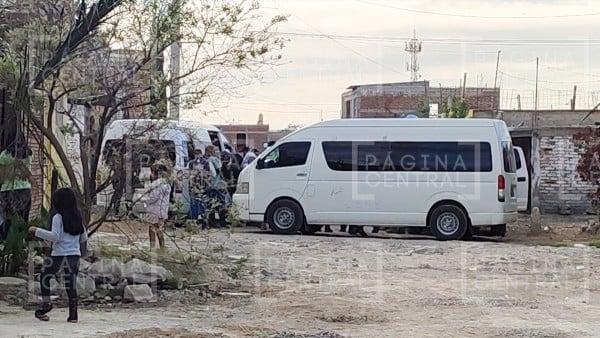 Madres buscadoras hallan restos enterrados en una casa en San Juan de Abajo