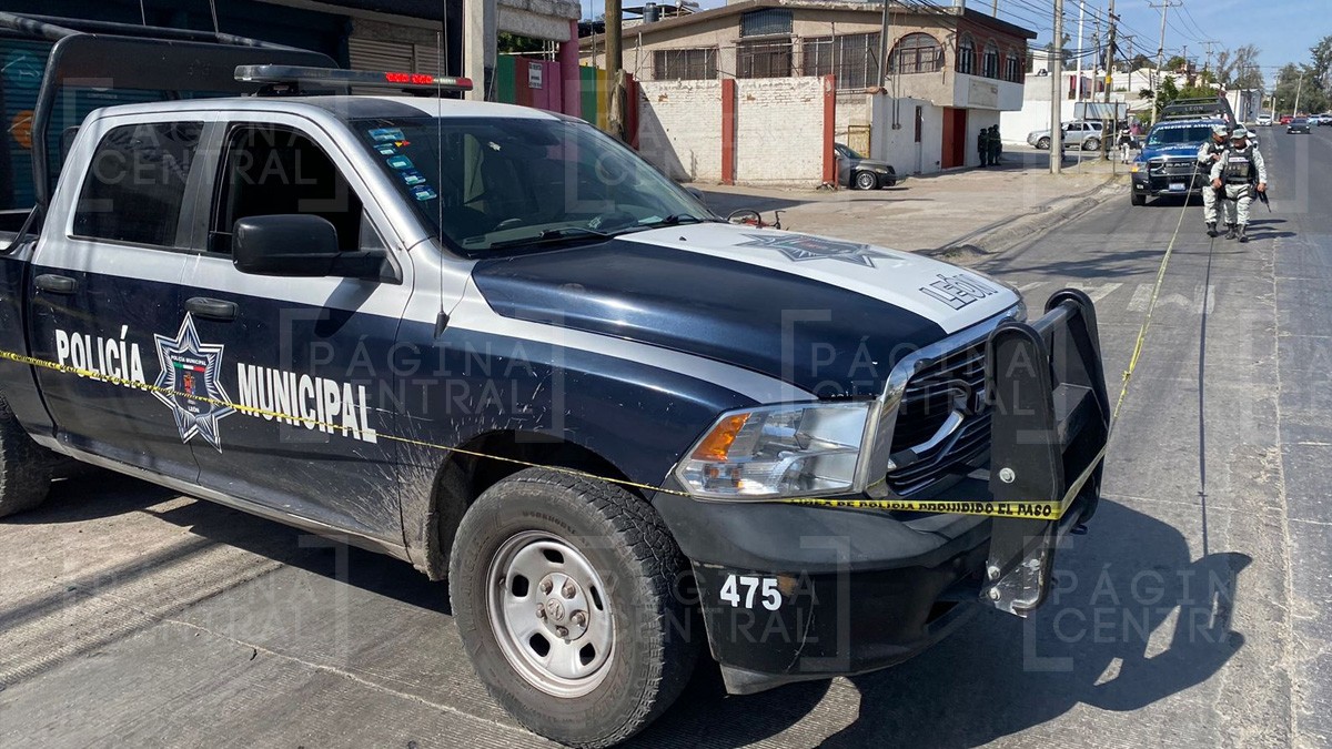 Empleados salían de una tenería cuando los atacan a balazos en la colonia Monte de Cristo