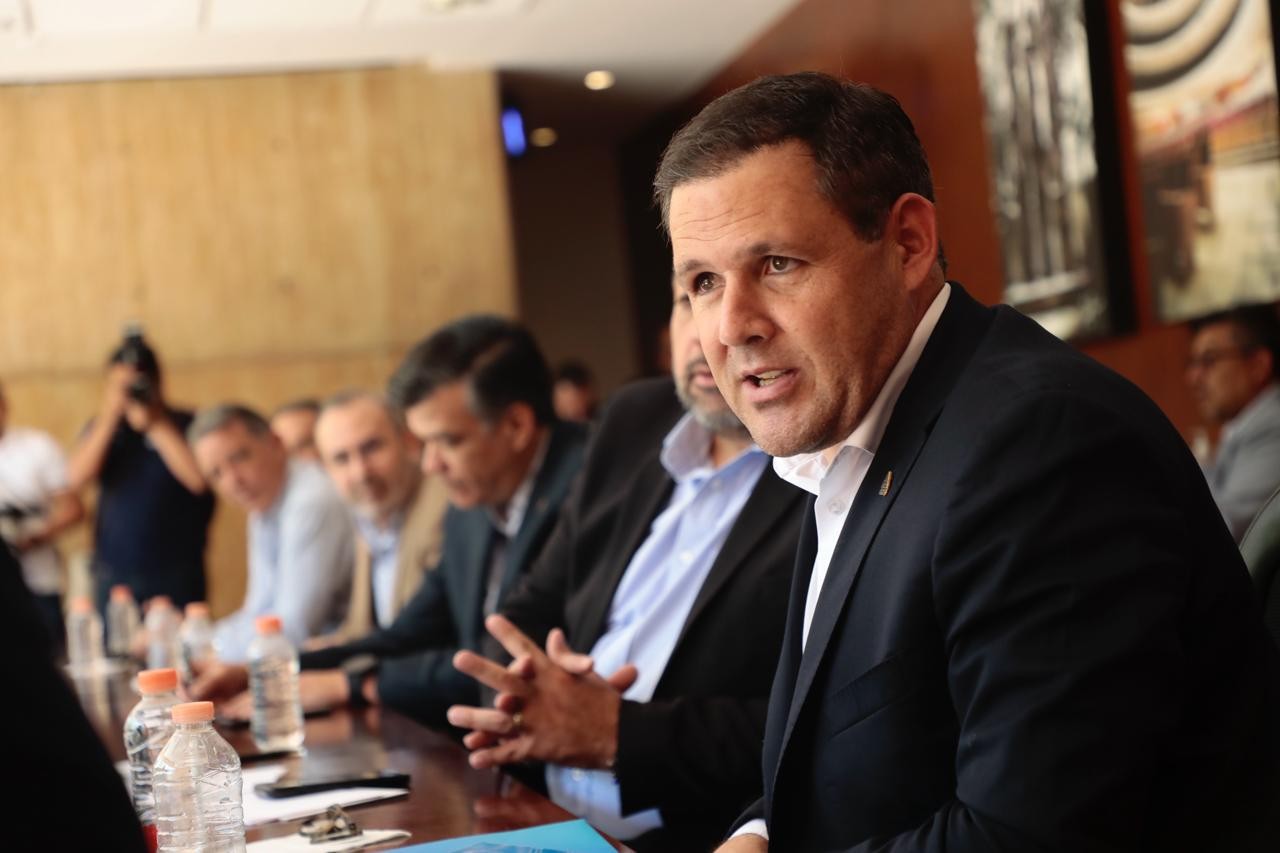 Darán créditos a empresarios zapateros para defender miles de empleos; aquí los detalles