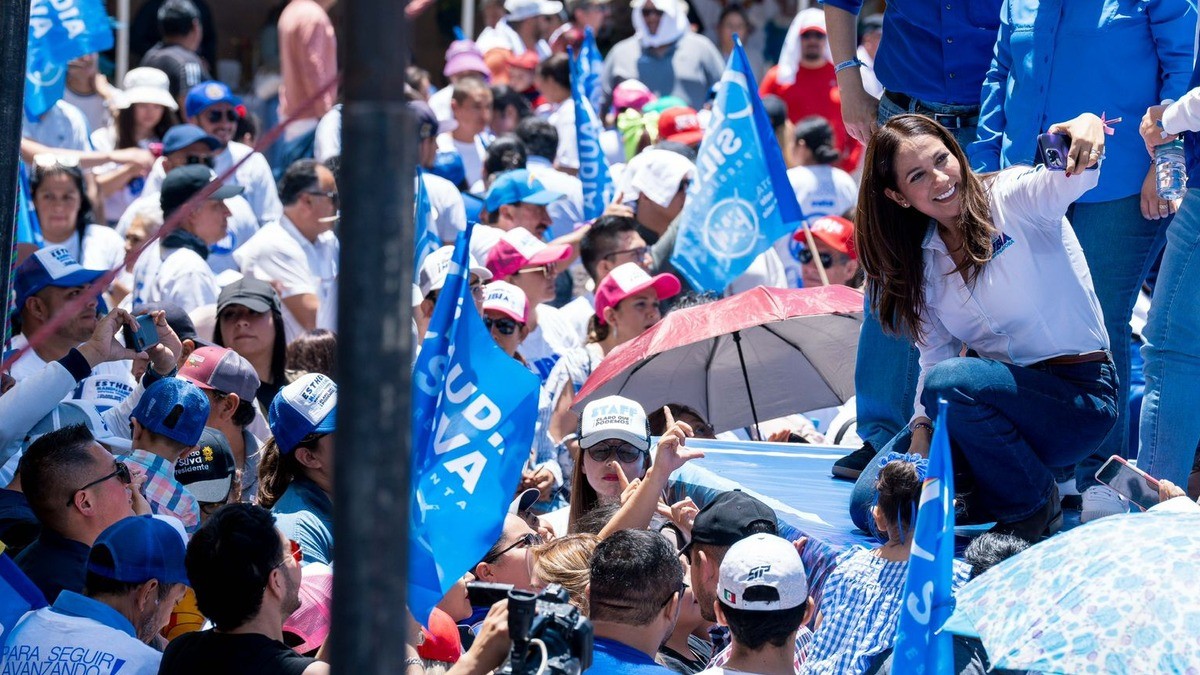Erradicar la violencia contra las mujeres promete Libia Dennise en Acámbaro