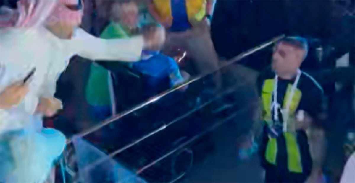 VIDEO Latiguea a jugador de futbol tras perder partido en Arabia Saudita