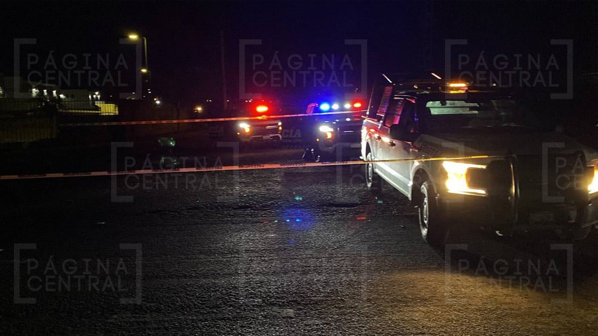Camioneta arrolla a motociclista y lo mata en La Sandía; arrestan al conductor