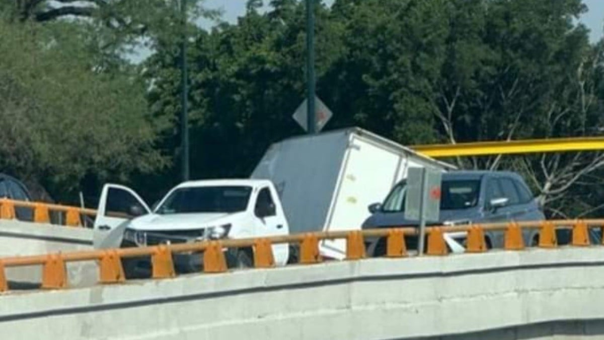 ¡Parece no tener fin! Ya van cuatro atorados en el Malecón este miércoles