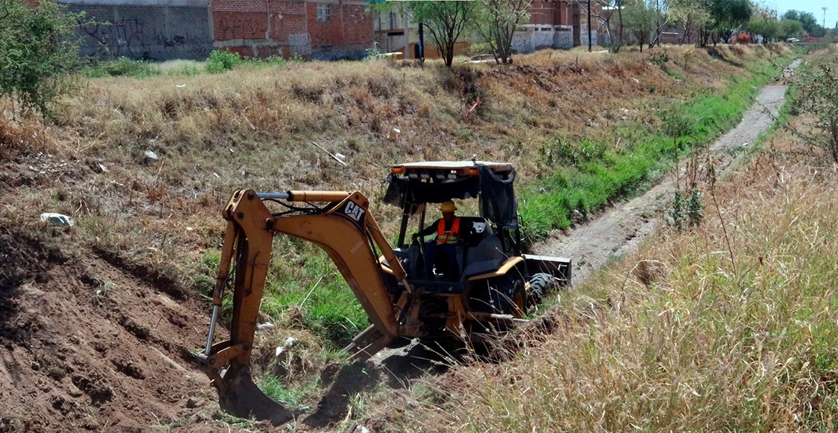 SAPAL intensifica labores de limpieza en ríos, arroyos y red sanitaria de León