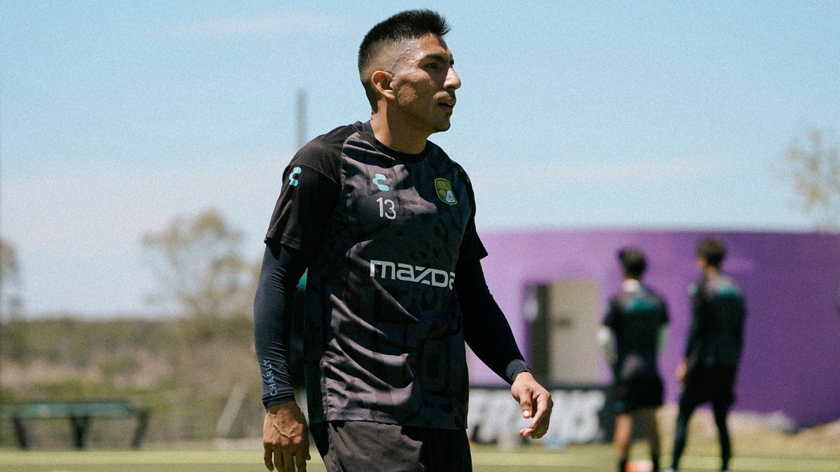 'Quiero retirarme en el Club León': Ángel Mena