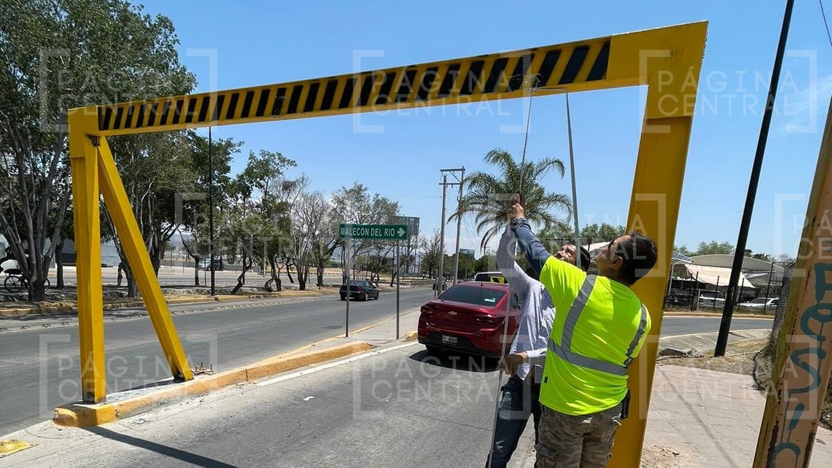 ¿Cuánto cuesta reponer cada arco de acceso destruido en el Malecón del Río?