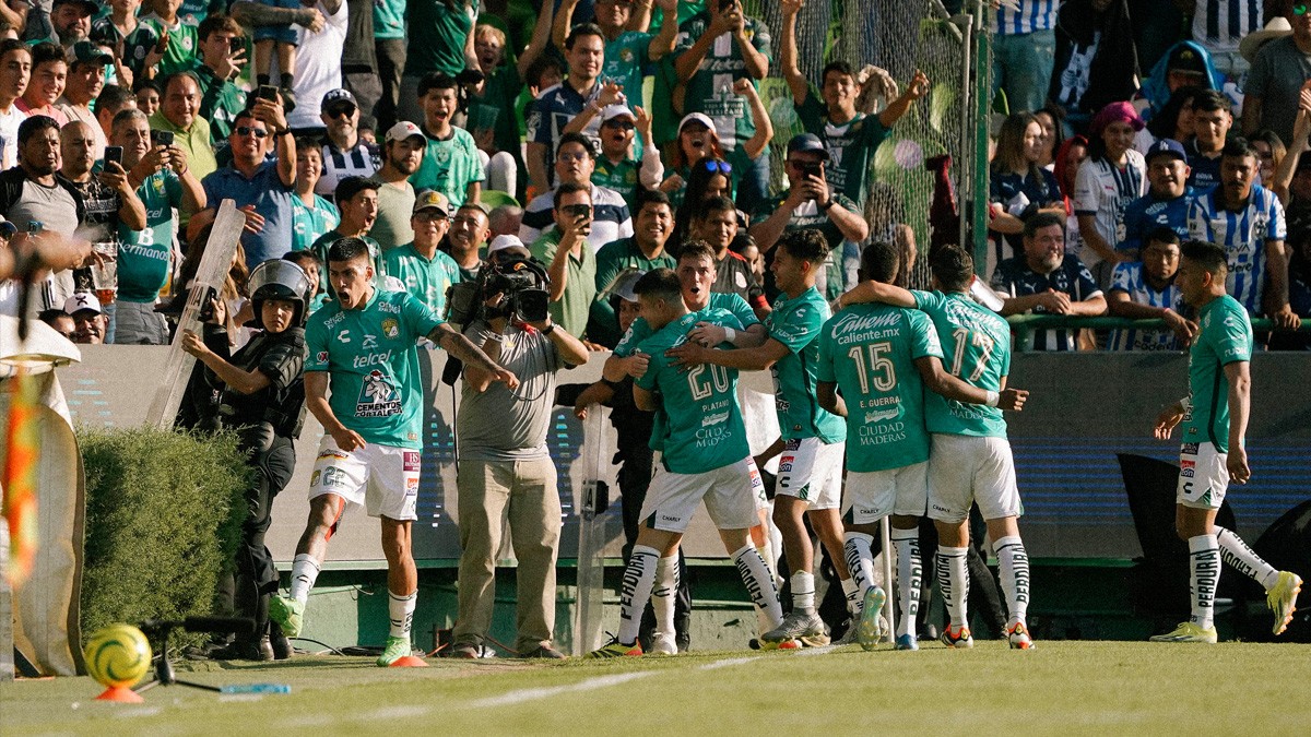 ¡Se aferra a vivir! León vence a Monterrey y sigue en la lucha por el play-in