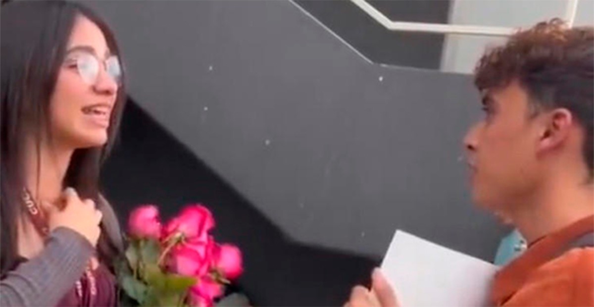 VIDEO Un soldado caído más, jovencita rechaza a hombre porque pensó que era gay