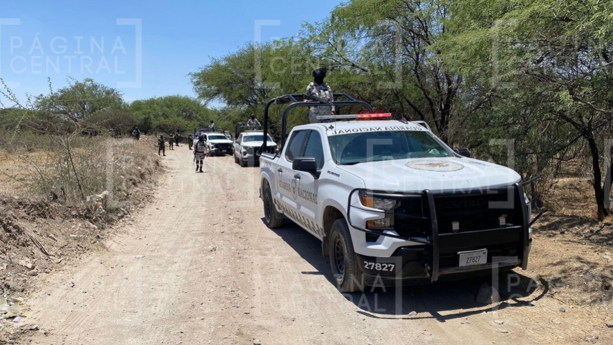 Vecinos de Ladrilleras del Refugio encuentran bulto del que salía una pierna y un tenis