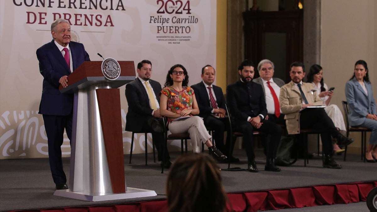 Prevé AMLO reunir 160 mil mdp en 2030 para pensiones