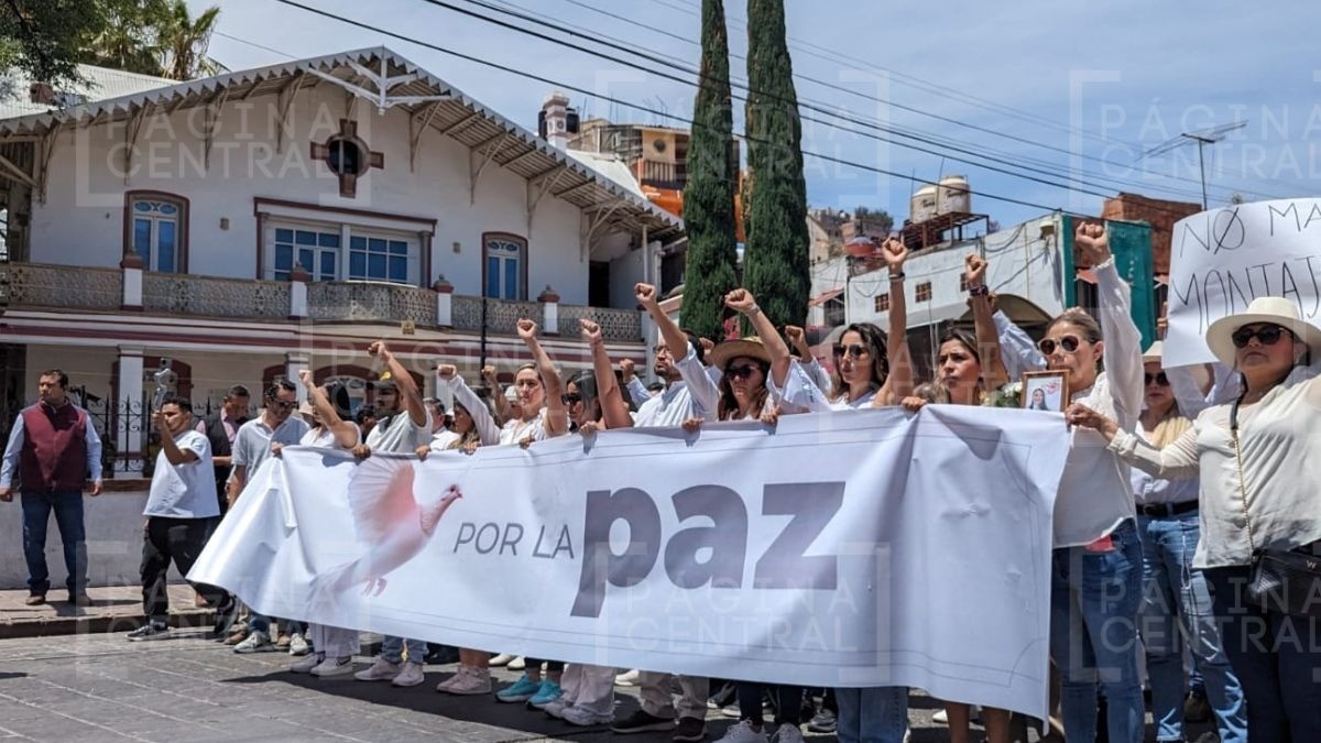 Ocupan candidatos permisos del narco