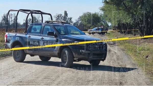 Ven un bulto extraño a lo lejos, se acercan y encuentran un cadáver en La Providencia