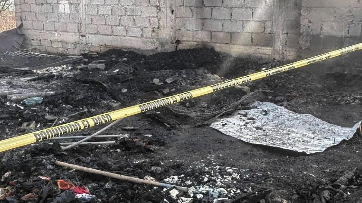 Abuelita y nietos mueren abrazados al quemarse su choza; la mamá fue asesinada meses atrás