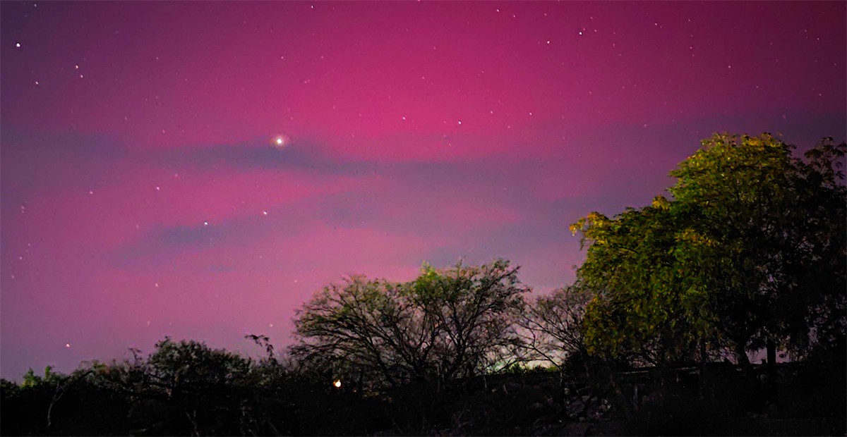 Tormenta electromagnética genera espectaculares auroras boreales en México