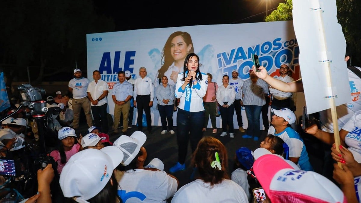 Alejandra Gutiérrez pide en Presitas el voto para su reelección