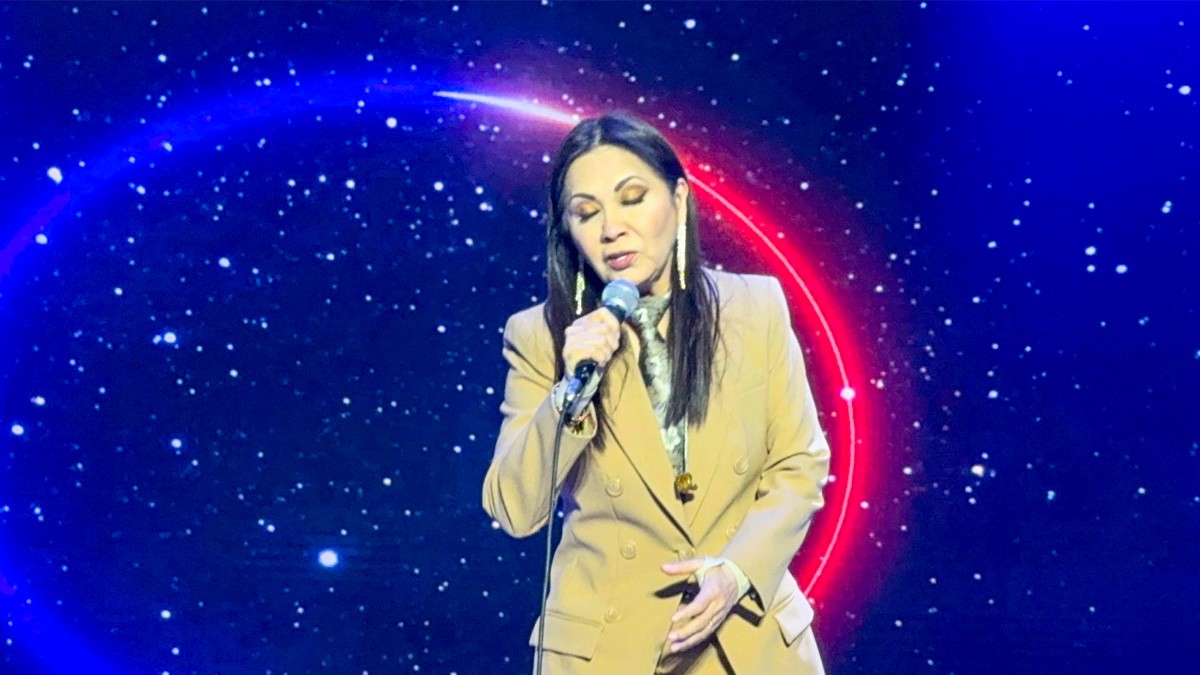 VIDEO 'Yo voy a estar bien'; piden orar por Ana Gabriel, está muy enferma
