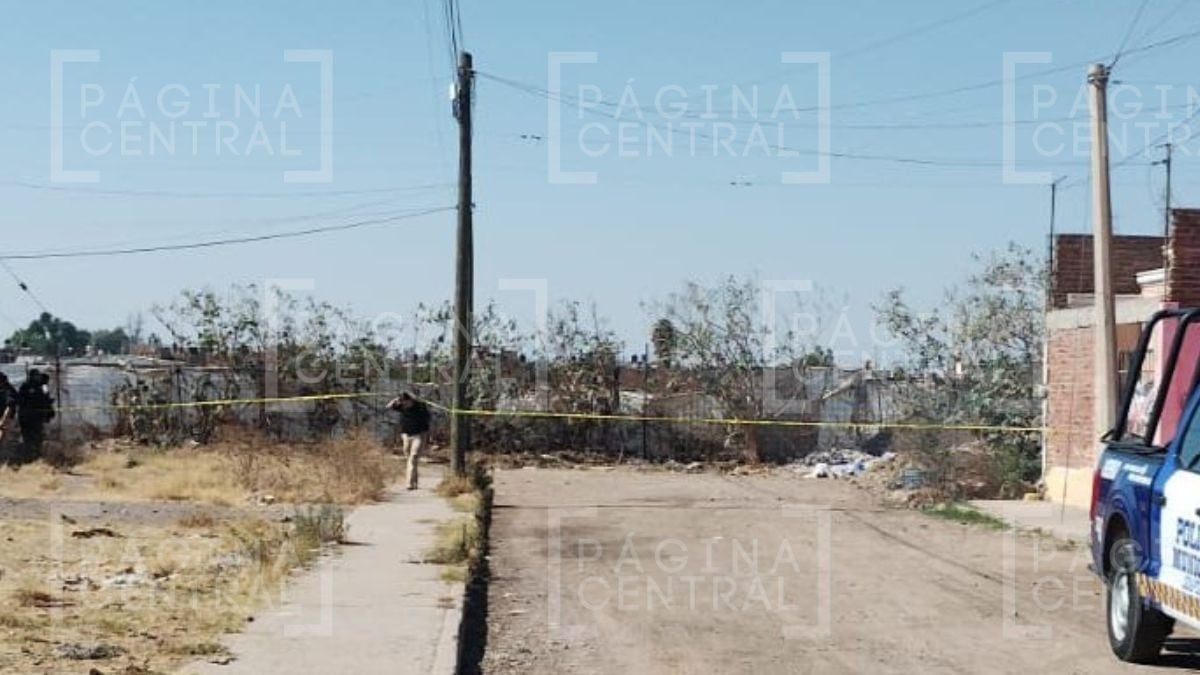 Vecinos iban a trabajar y encuentran cuerpo decapitado y quemándose en un baldío