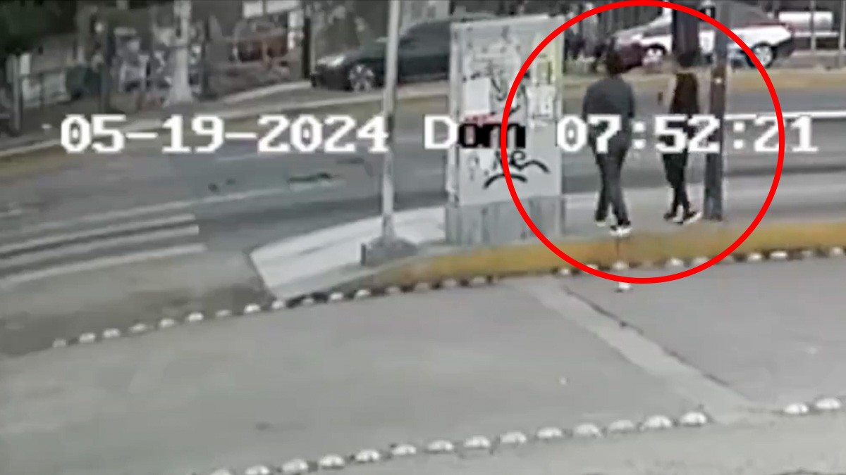 VIDEO Empresario maneja ‘como loco’, atropella y mata a 2 hermanas; habría estado ebrio