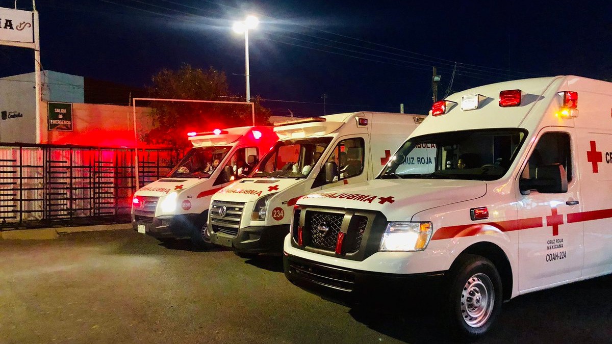 Mujer intenta matar a sus 4 hijas pequeñas, pero se arrepiente y las lleva al hospital