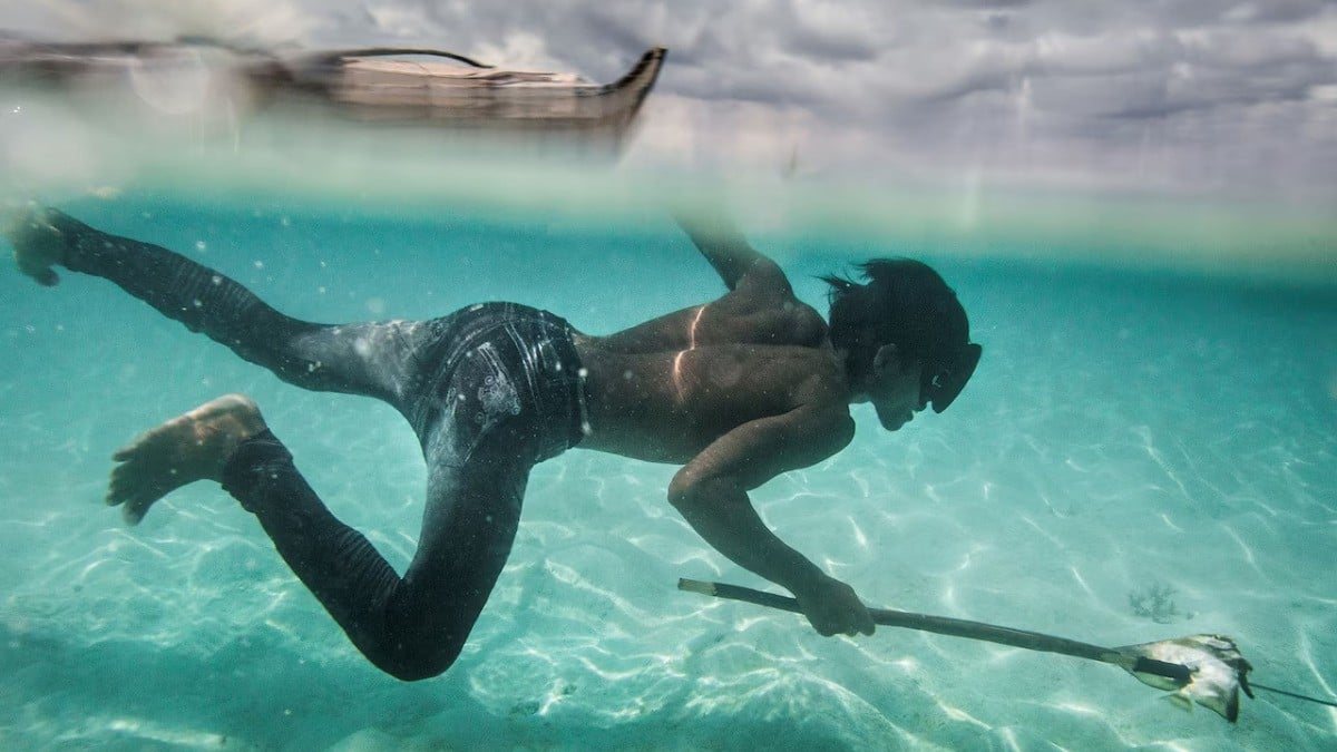 Conoce las increíbles habilidades de los Bajau, la tribu que vive en el mar