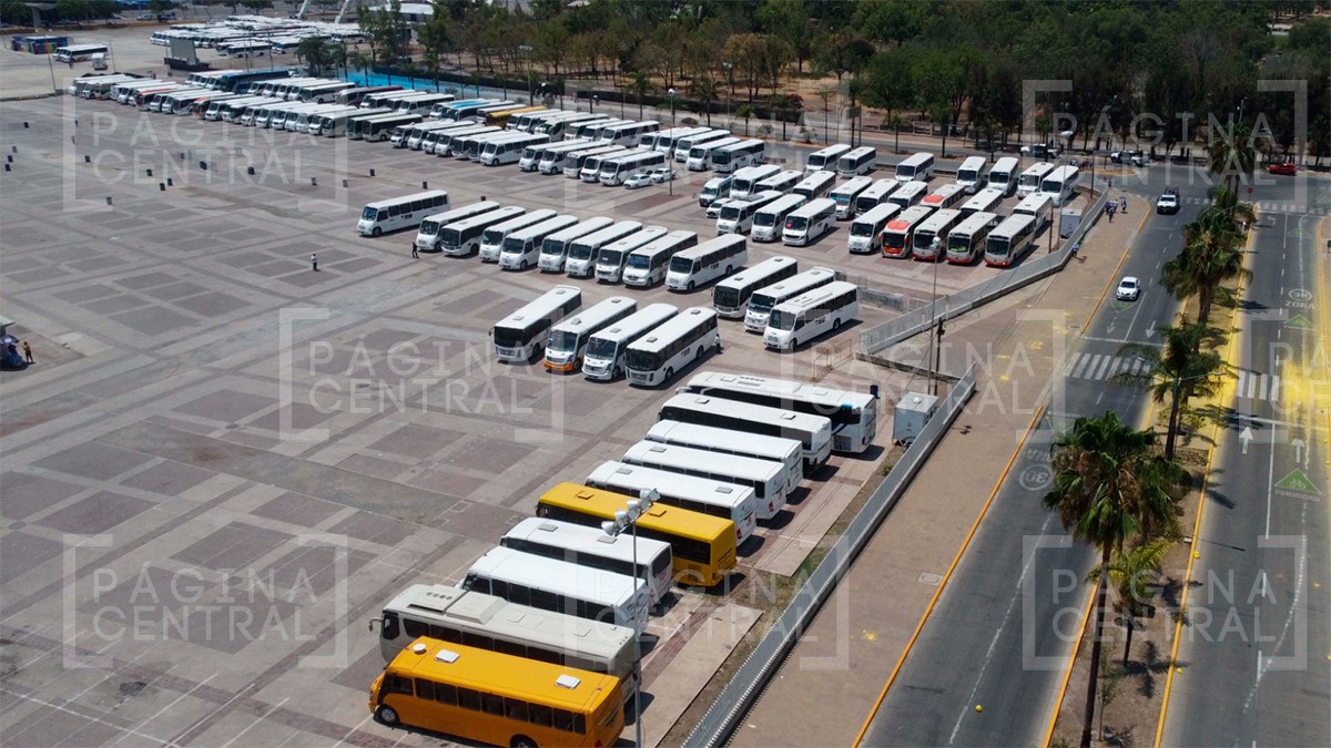 Más de 500 camiones se pudieron ver a los alrededores del Estadio León