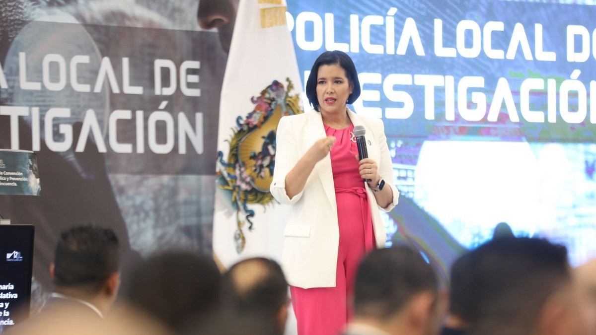 Resaltan la importancia de hacer a los policías líderes de la investigación