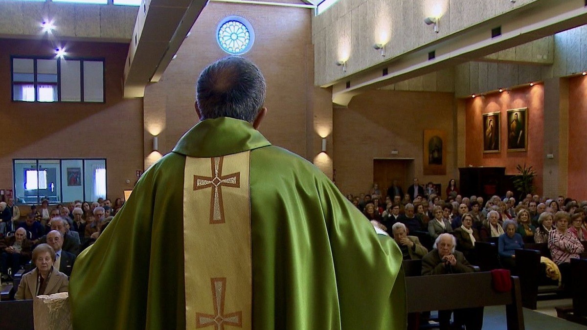 Respetar y no coaccionar el voto, pide CEM a sacerdotes