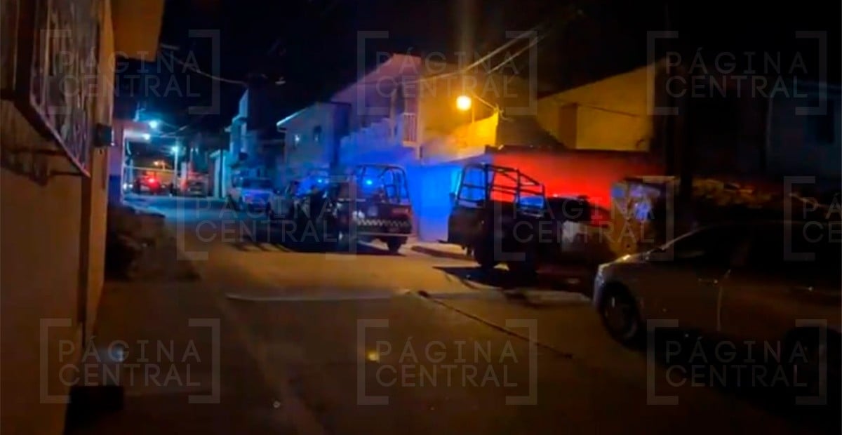 Asesinan a una mujer, lesionan a un hombre y a un menor de edad