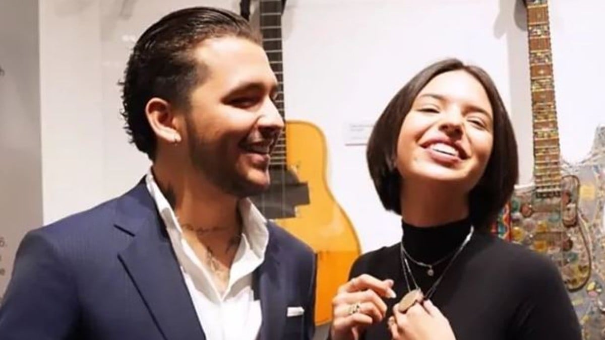 ¿Nodal compró una casa para estar cerca de Ángela Aguilar?