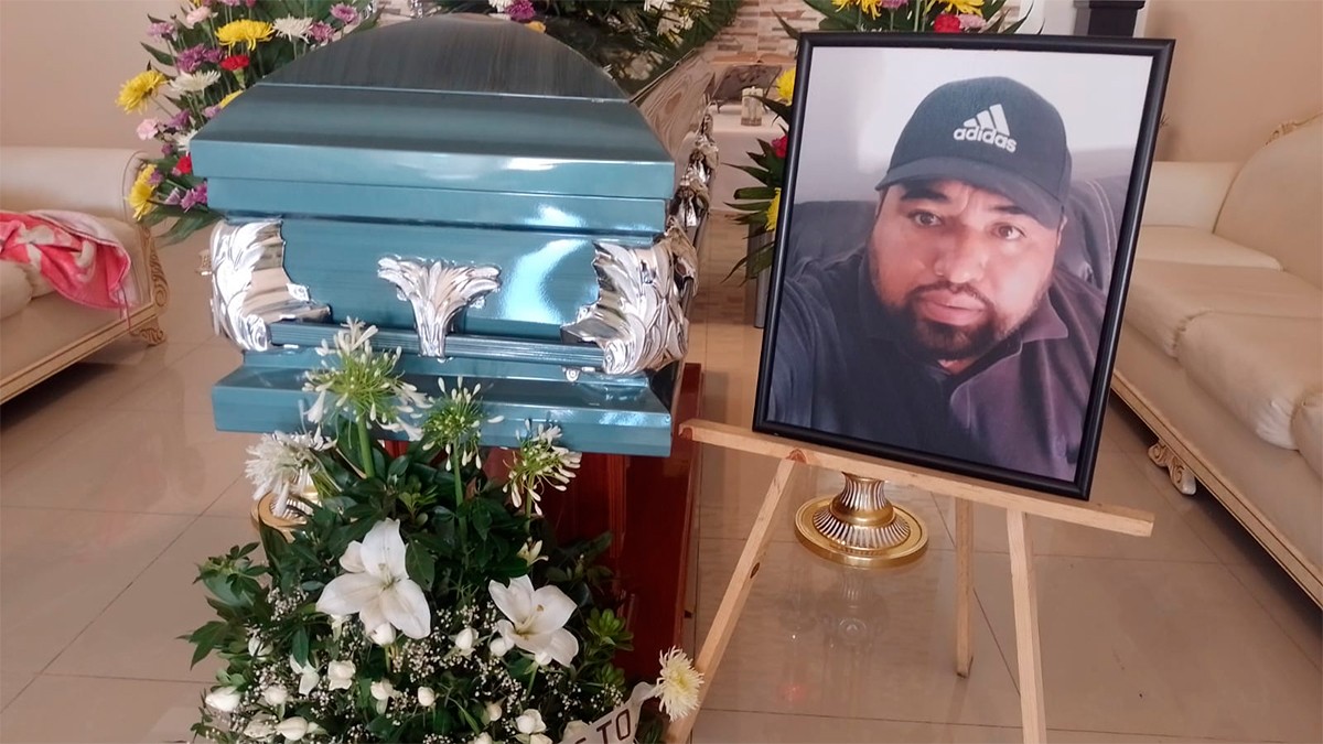 Despiden con honor a Víctor Manuel Jiménez, 'El Gordo Chimichurri', periodista celayense