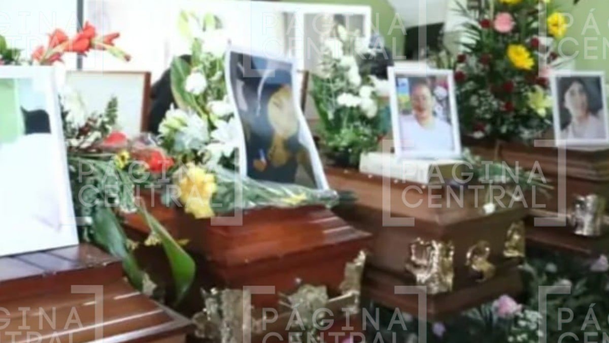 ‘Blinda’ Municipio el último adiós de familia masacrada en la colonia Industrial