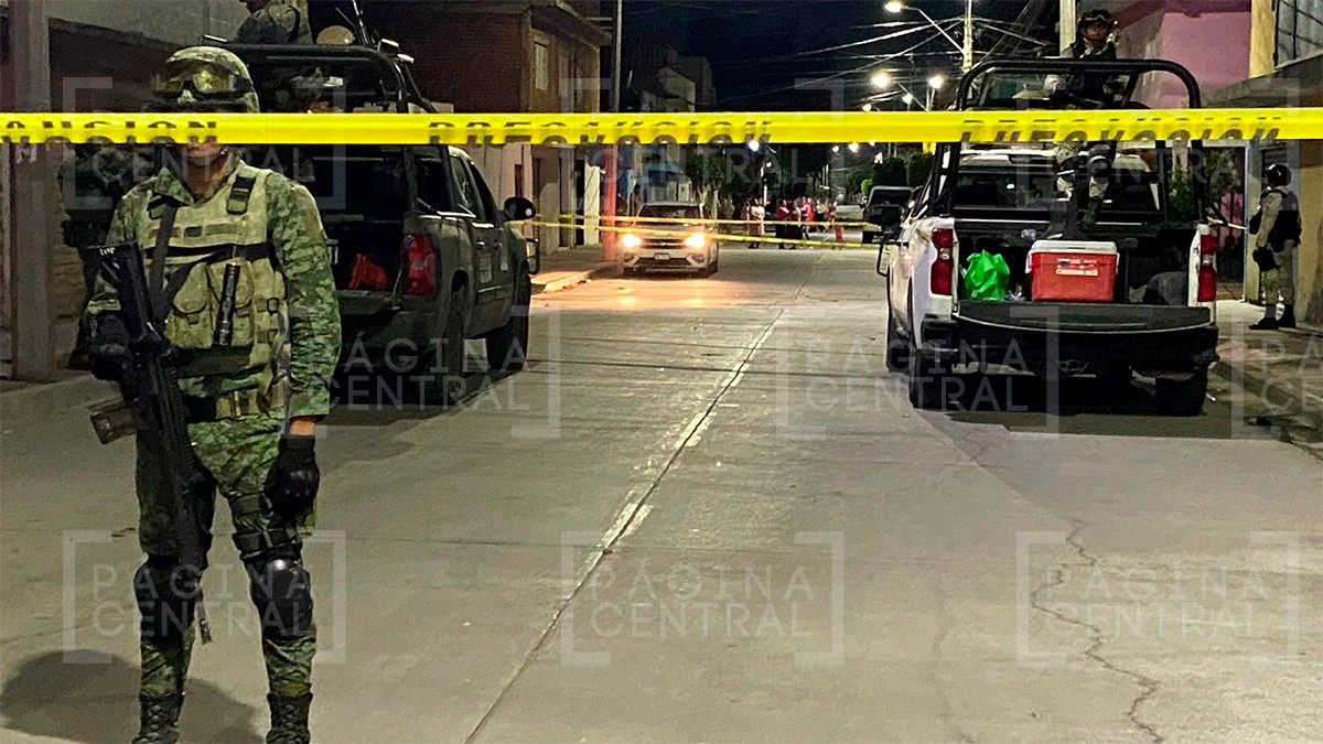 Se salvó de ser acribillado en la León I, alcanzó a correr y solo le dan en los pies