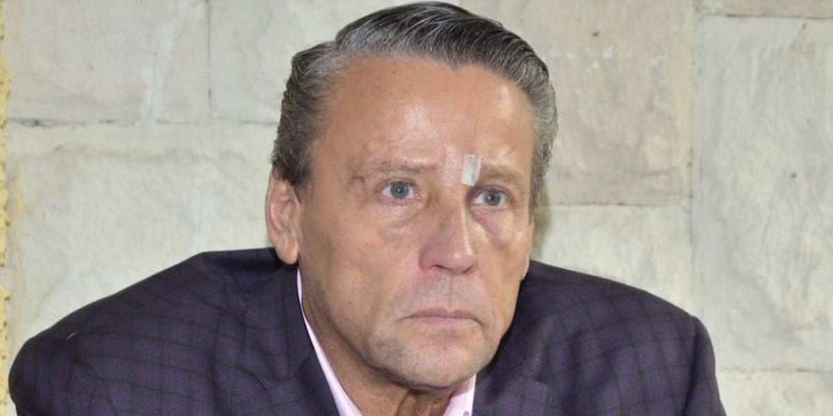 VIDEO Arrestan a Alfredo Adame por insultar a la mamá de este periodista