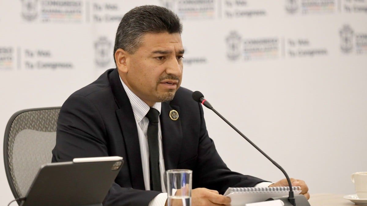 Fiscal se garantiza su pensión mensual y más beneficios al modificar reglamento de la FGE