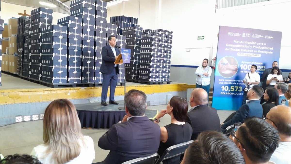 Regresa a trabajar Diego Sinhue después de fracturarse costilla; “estoy todo golpeado”