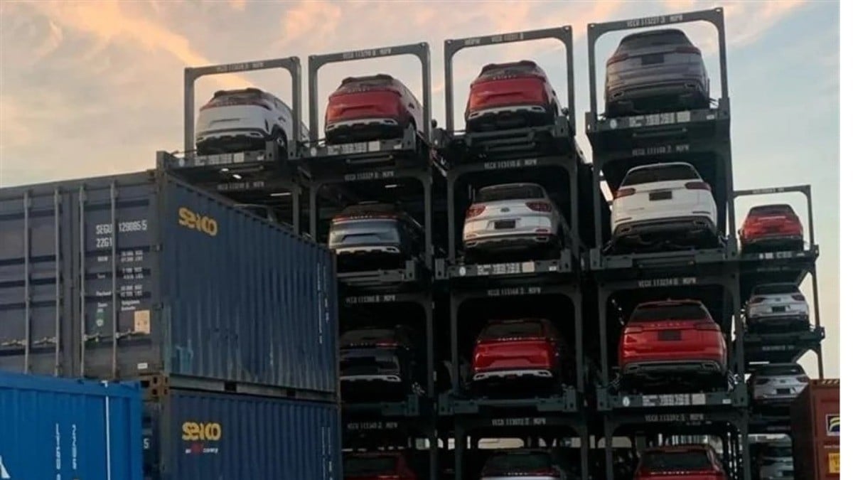 Disparan autos chinos 56% tarifas marítimas