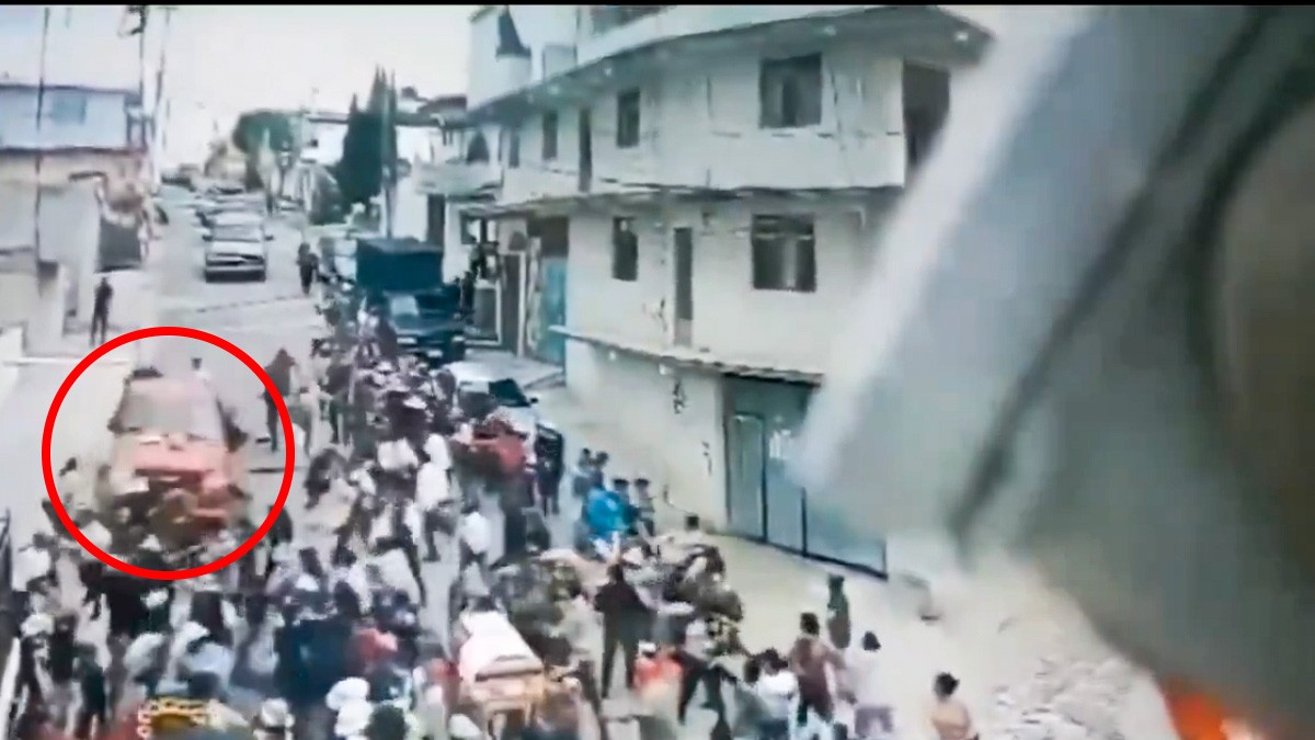 VIDEO Camioneta atropella a 13 personas que caminaban en un cortejo rumbo al panteón