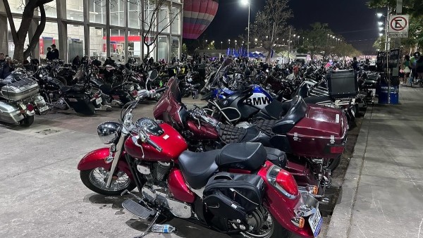 Sobre plan para circulación de motocicletas, propone alcaldesa analizar programas de éxito