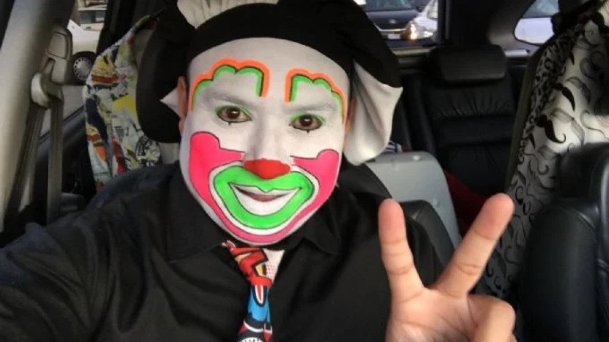 Mueren miembros del equipo del payaso 'Brincos Dieras´ en fuerte accidente