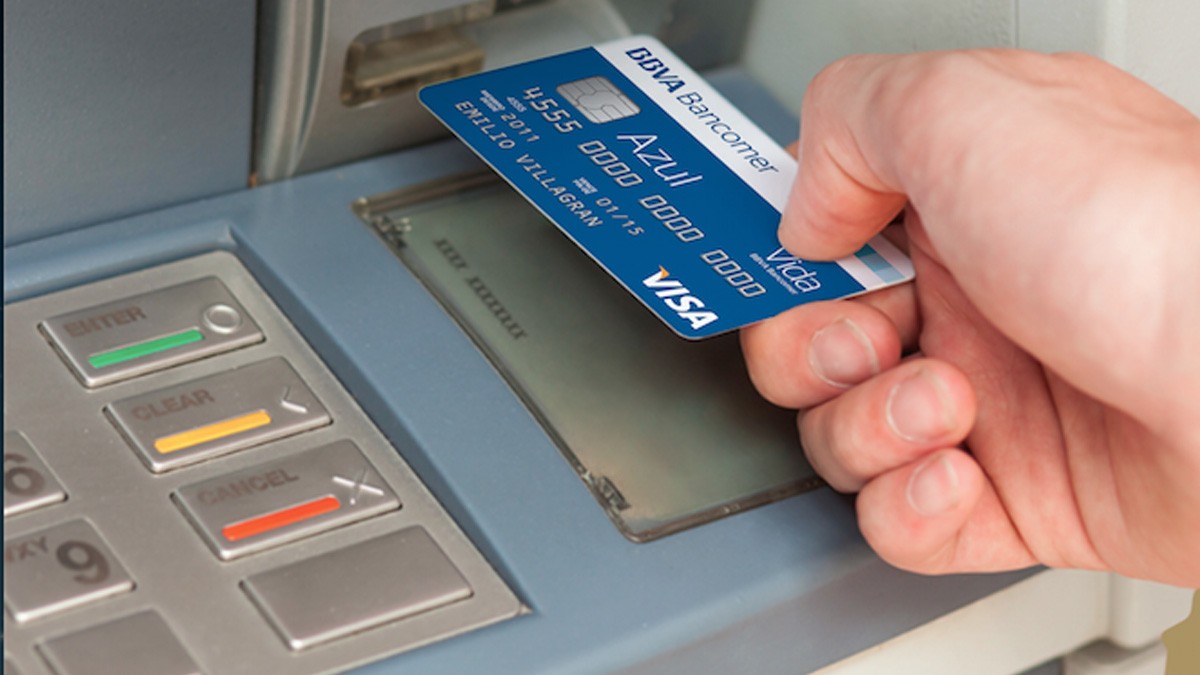 Afecta robo de tarjetas a adultos mayores