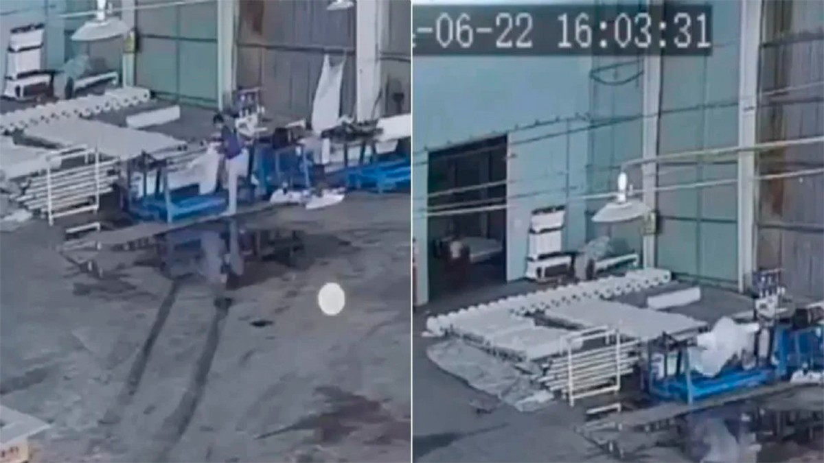 VIDEO Captan el momento en que una trabajadora es ‘tragada’ por una máquina empaquetadora