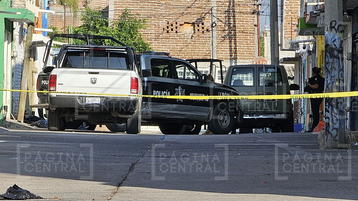 Encuentran restos humanos embolsados en plena calle en San Felipe de Jesús