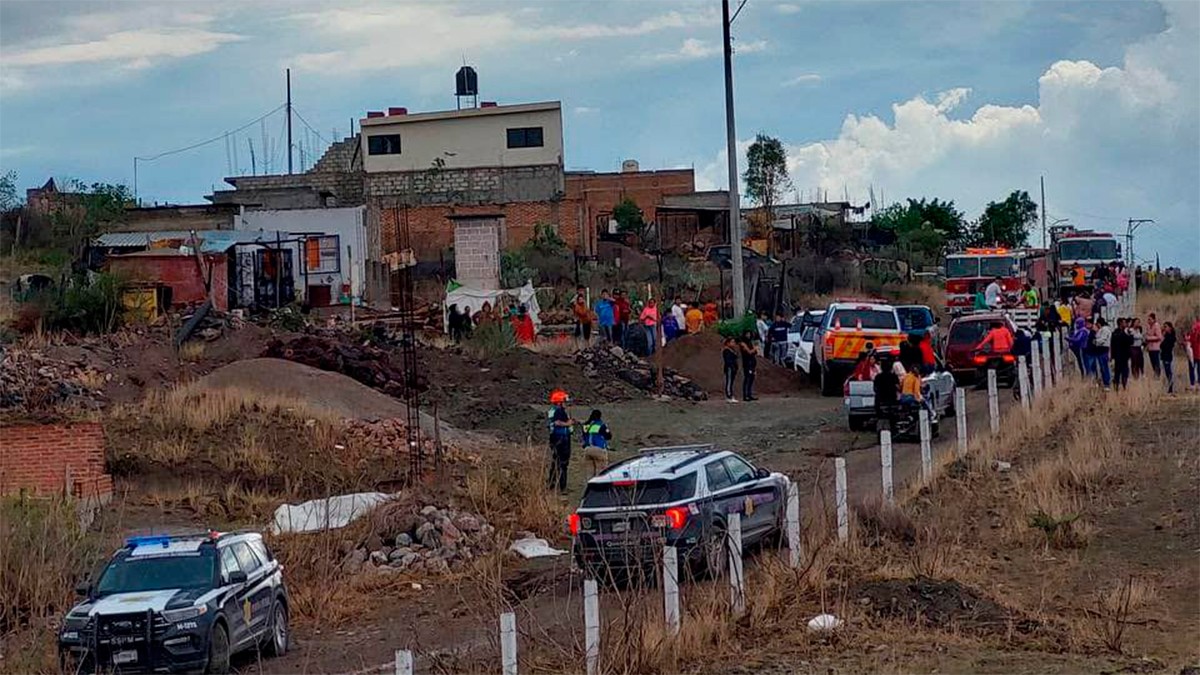 Rayo impacta a una familia que pastoreaba animales, una madre y su hija de 3 años murieron